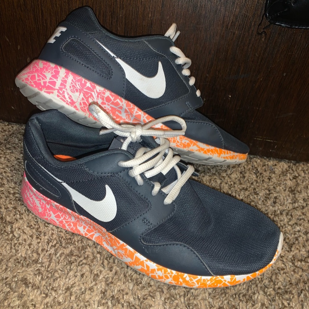 Nike Kaishi shoes size 8